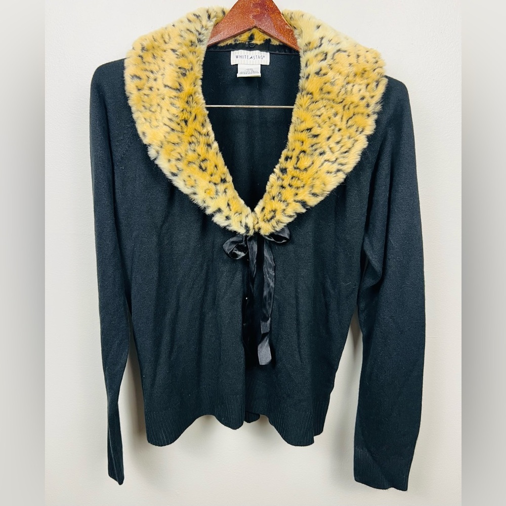 Vintage 90sWhite Stag Black Cardigan Sweater–Removable Faux Fur Leopard Collar L